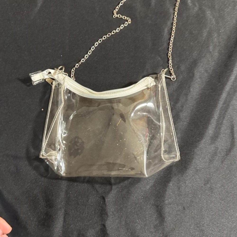 Clear shoulder bag with chain strap